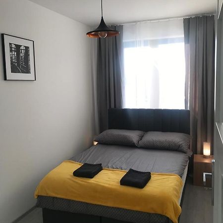 Apartament Barcelona Krakow Bagian luar foto