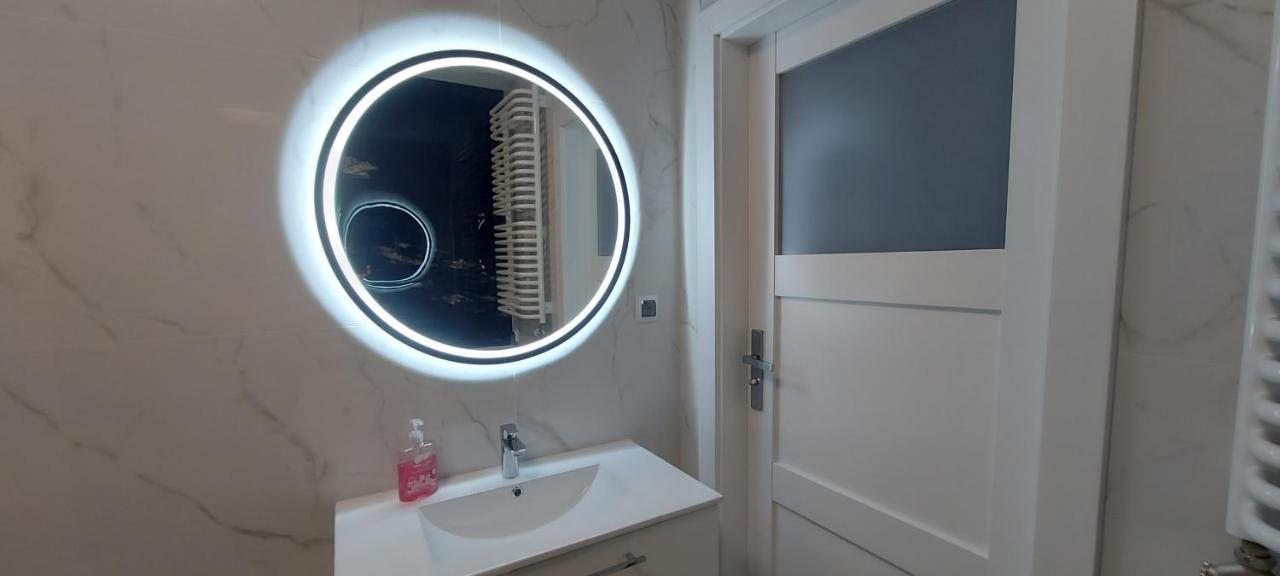 Apartament Barcelona Krakow Bagian luar foto