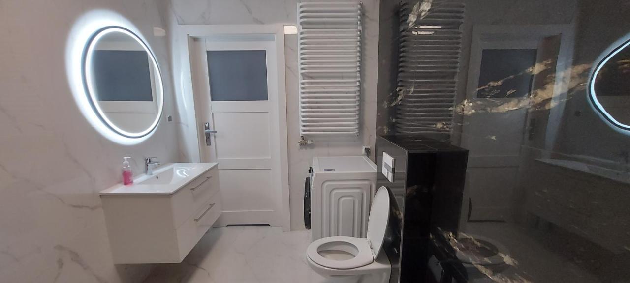 Apartament Barcelona Krakow Bagian luar foto